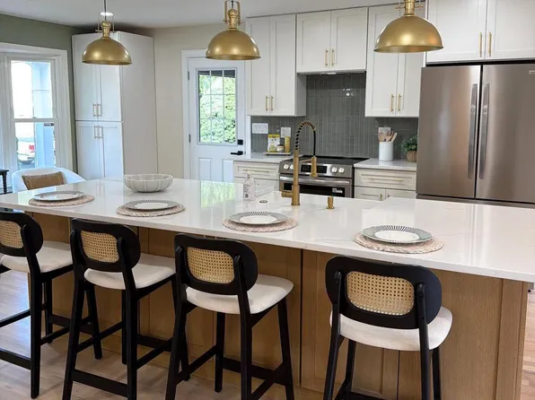 5203 Lansing Dr, Temple Hills, MD 20748