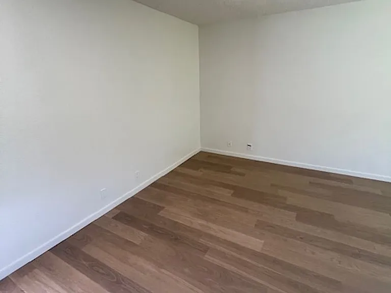 5525 Capistrano Ave #28 — Photo 9