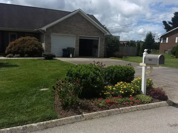 2103 Collins St, Morristown, TN 37814