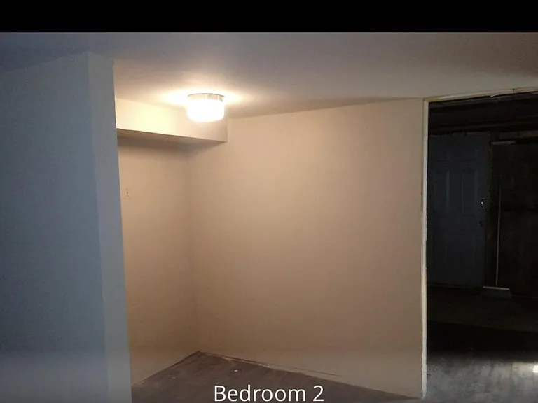 138 S Sheridan Rd — Photo 4