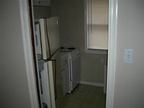 5th image of 2803 1/2 Lawnview St