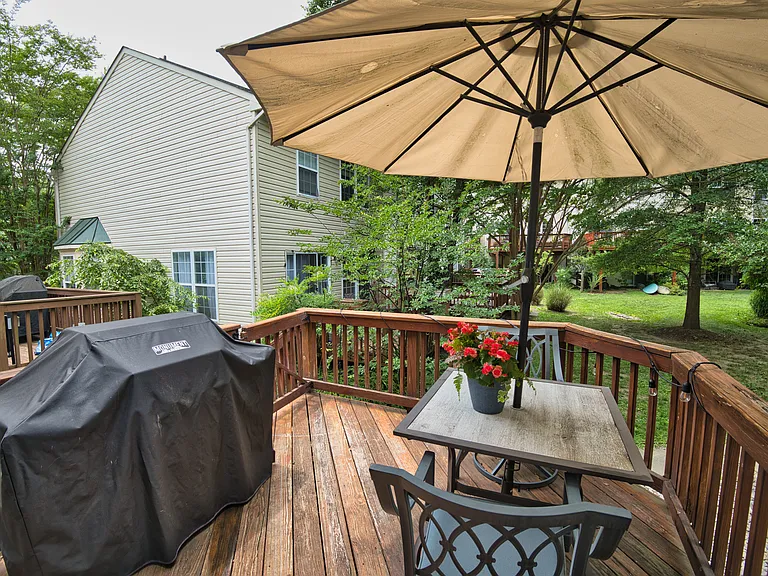149 Quiet Waters Pl — Photo 23