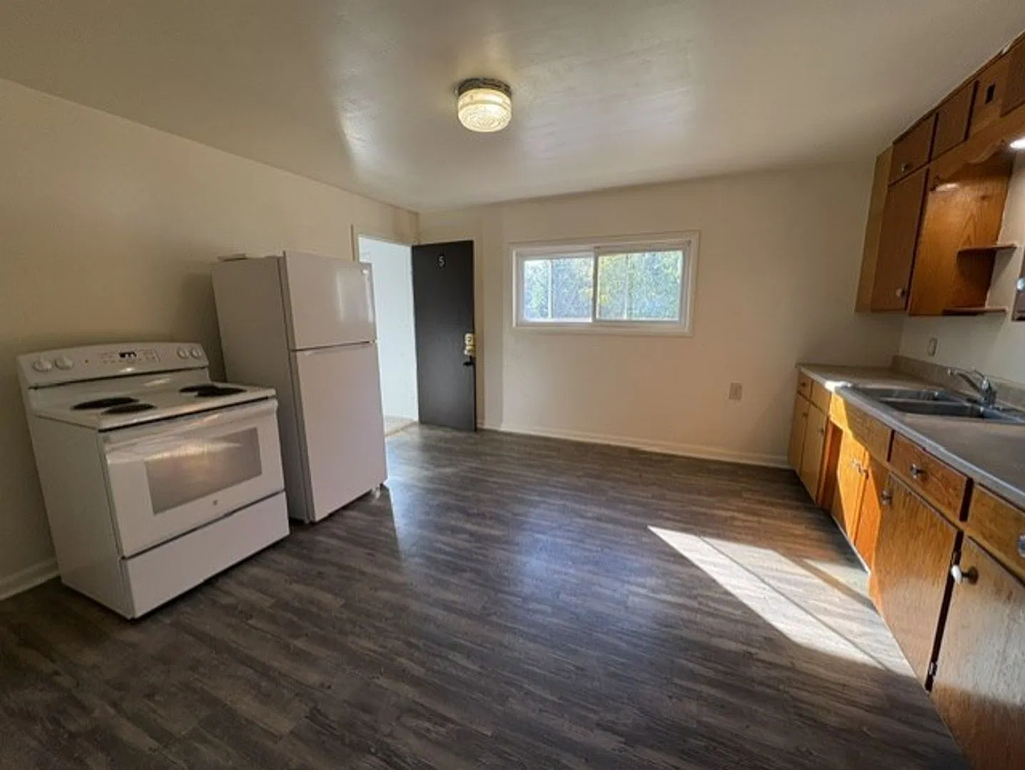 308 Franklin St Ravenna OH 44266 MFH4 .T2 — Photo 4