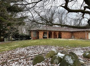 5879 Scenic Way Dr, Kalamazoo, MI