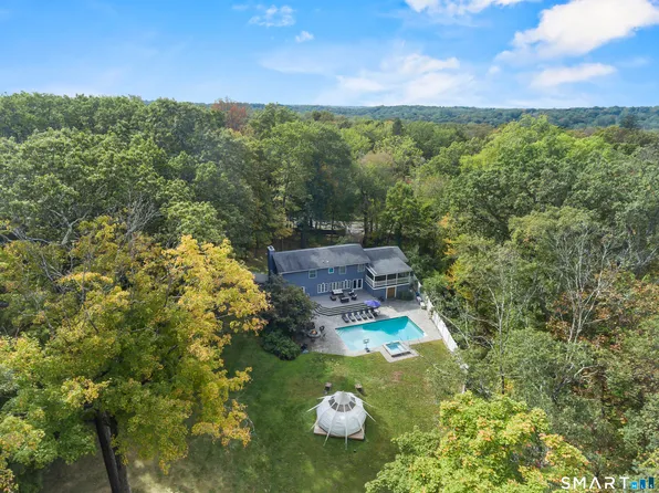 205 Weston Road, Weston, CT 06883