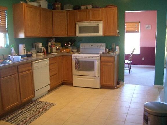 3rd image of 507 Juniper Ct