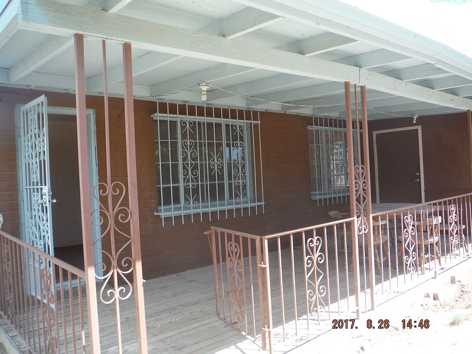 1st image of 2607 N La Verne Ave