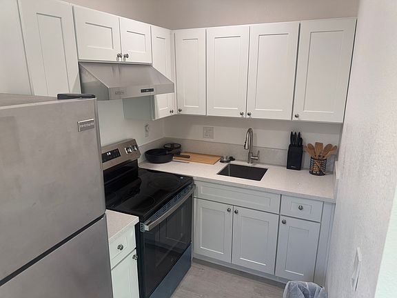 4th image of 4100 Via Olivero Ave Room 5