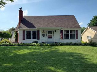 3376 W Ridge Dr, Waterloo, IA 50701