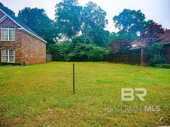 6342 Hillcrest Trace Dr #2, Mobile, AL 36609