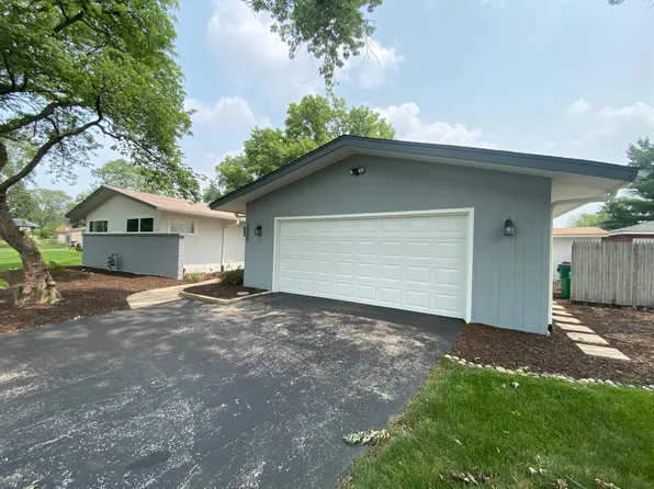 2005 S Vista Ave, Lombard, IL 60148