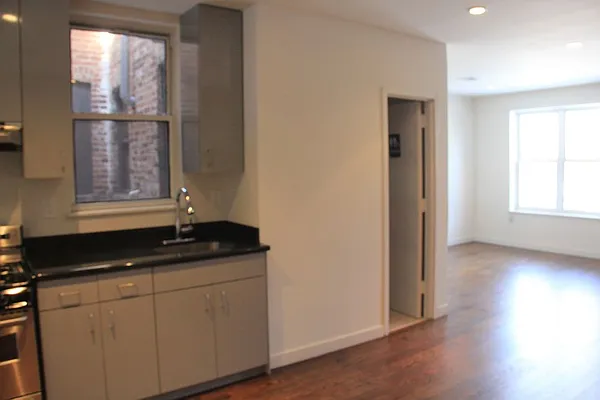 Rented by Dwell Residential Inc | media 16
