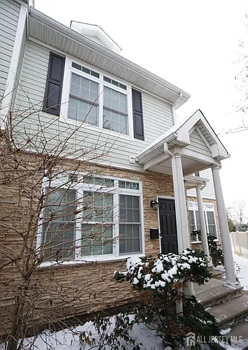 1299 Saint Georges Ave Photo 1