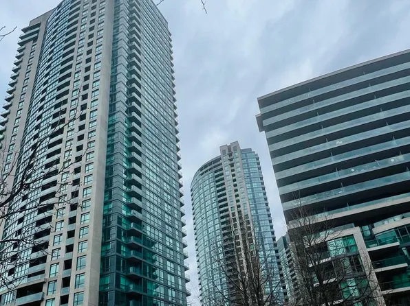 209 Fort York Blvd #1158, Toronto, ON M5V 4A1