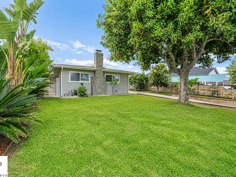 4361 Los Serranos Blvd — Photo 13