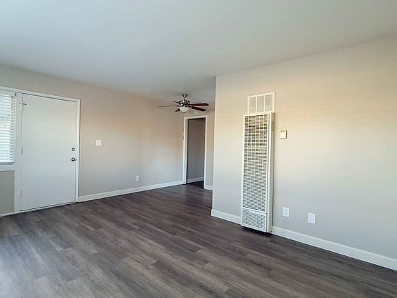 3rd image of 2855-2865 A St #2855-08