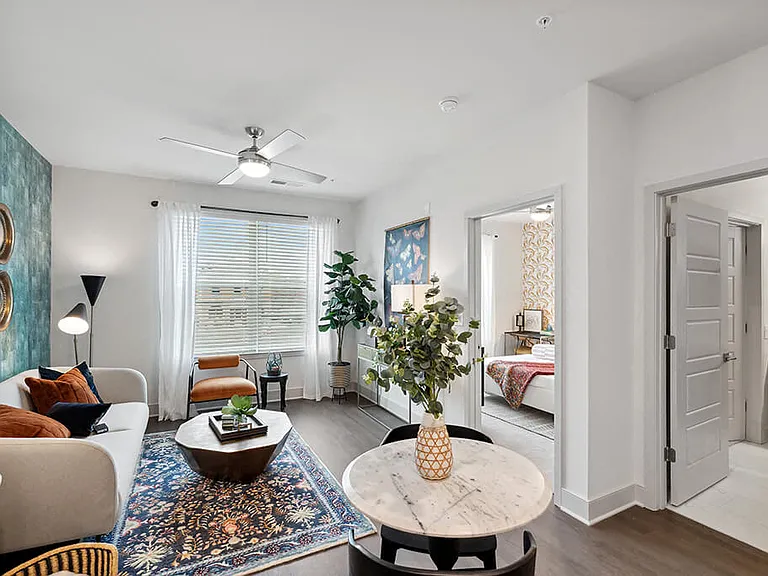 The Belhaven Apartments — Photo 8
