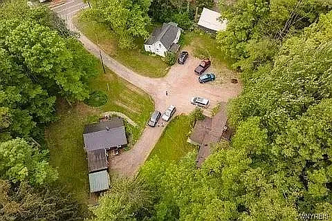 720 W Falls Rd #UPPER — Photo 3