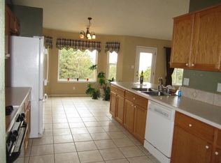 2 Stardust Ln, Edgewood, NM 87015