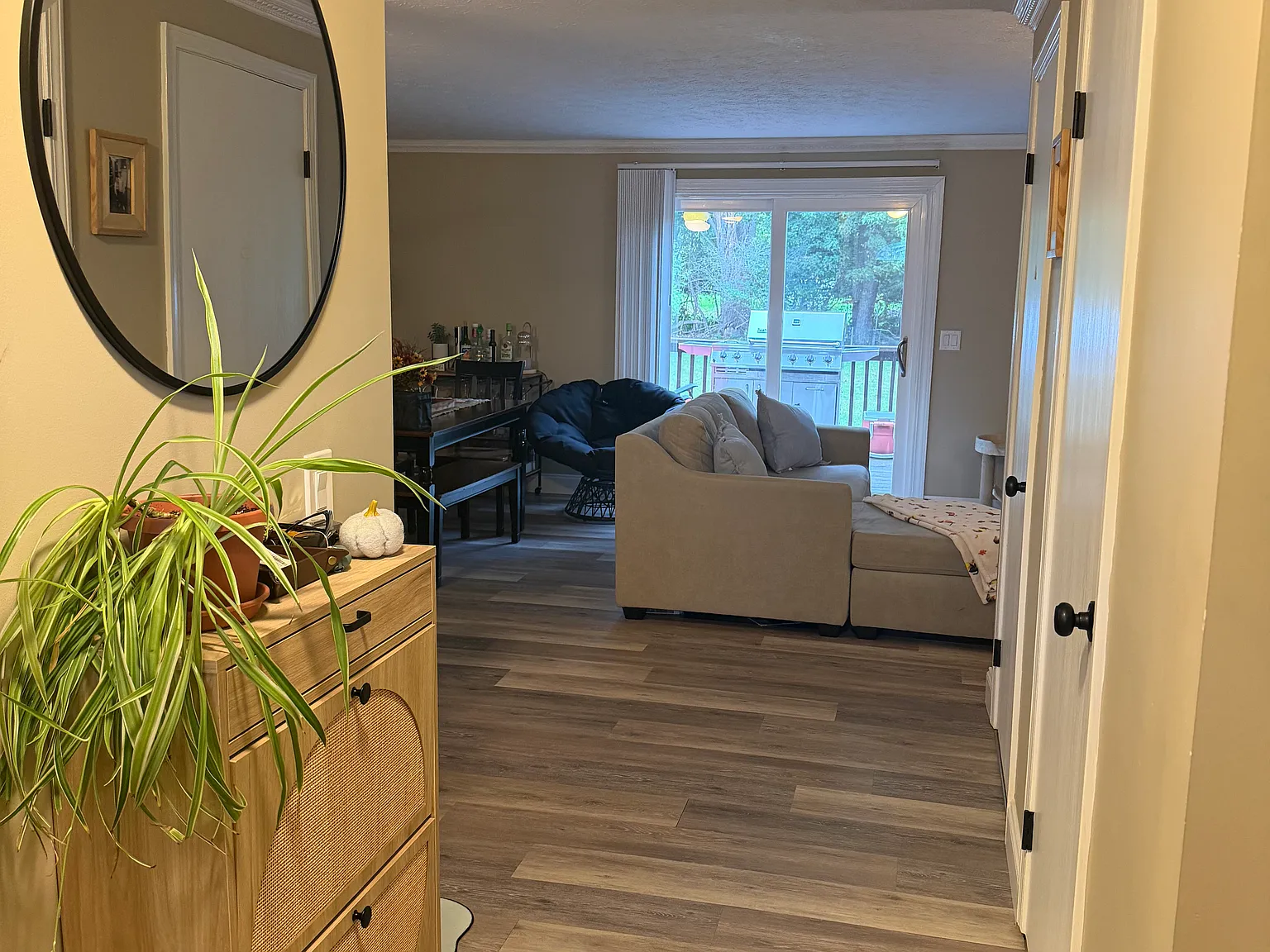 2 bed, 1.5 bath, $2,300 — Photo 2