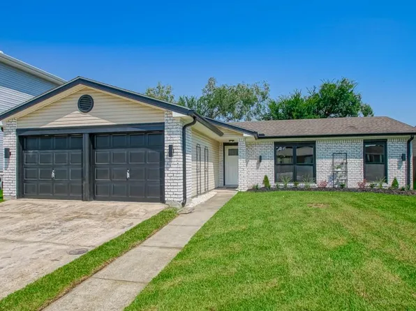 3828 Glenoak Dr, Harvey, LA 70058