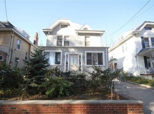 33-24 190th St, Flushing, NY 11358