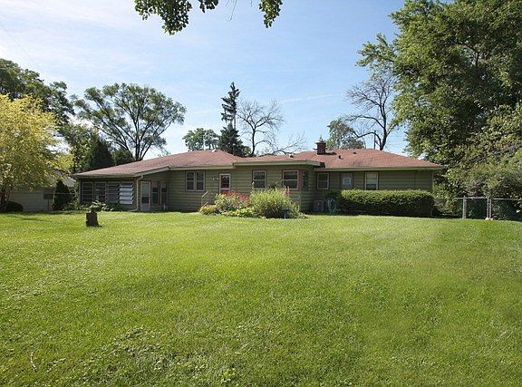 3rd image of 27W760 Galusha Ave
