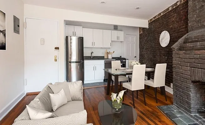 Rented by City Connections Realty | media 27