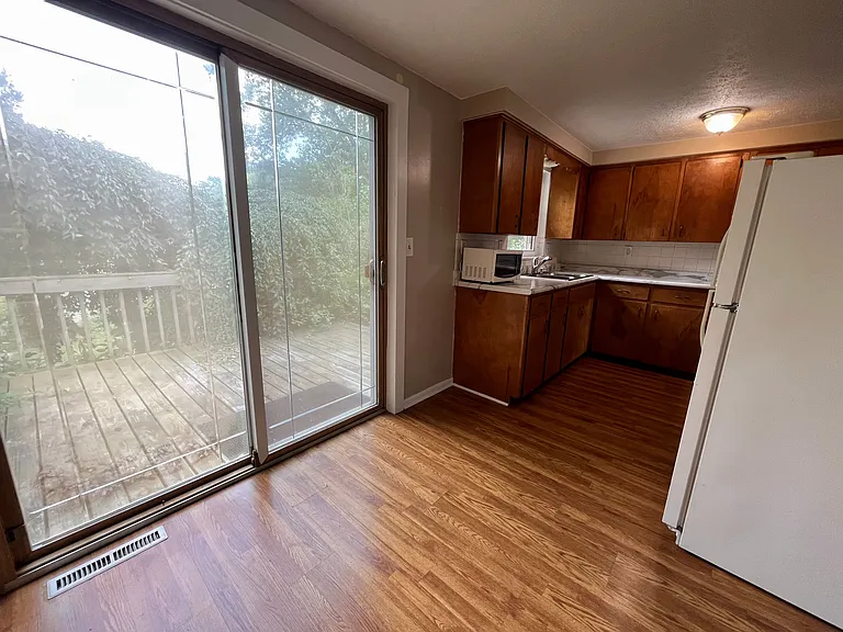 3240 Diamond St NE #3240 — Photo 5