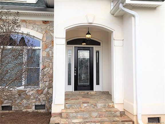 3rd image of 112 Mariner Pointe Ln