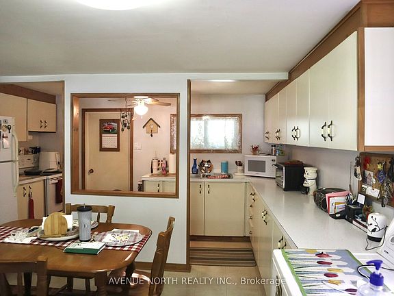5th image of 2125 Old Montreal Rd