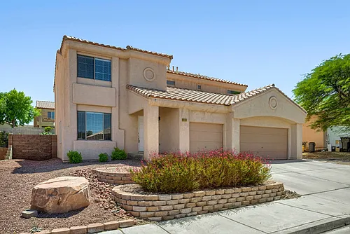 946 Saddle Horn Dr Photo 1