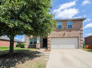 1212 McMillen Dr, Cedar Hill, TX 75104