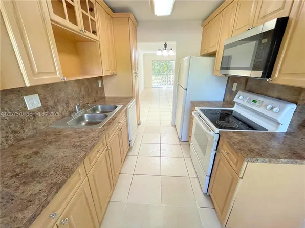 8450 Lagos De Campo Blvd APT 206, Fort Lauderdale, FL 33321