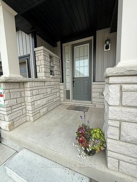 3 bed, $2,750 — Photo 2