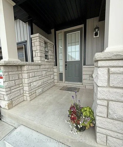 113 Pike St — Photo 2