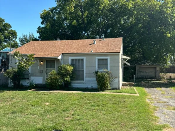 1908 E 6th St, Irving, TX 75060