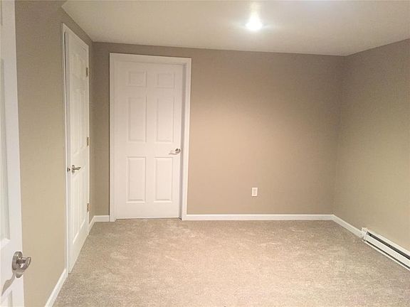 4th image of 1510 Washington Dr