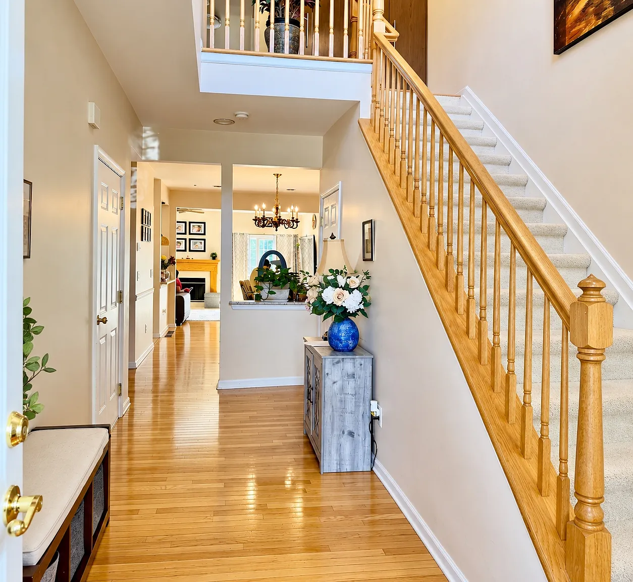 3 bed, 2.5 bath, 1700 sqft, $3,750 — Photo 2