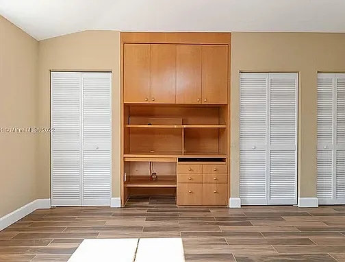 935 Corkwood St — Photo 30