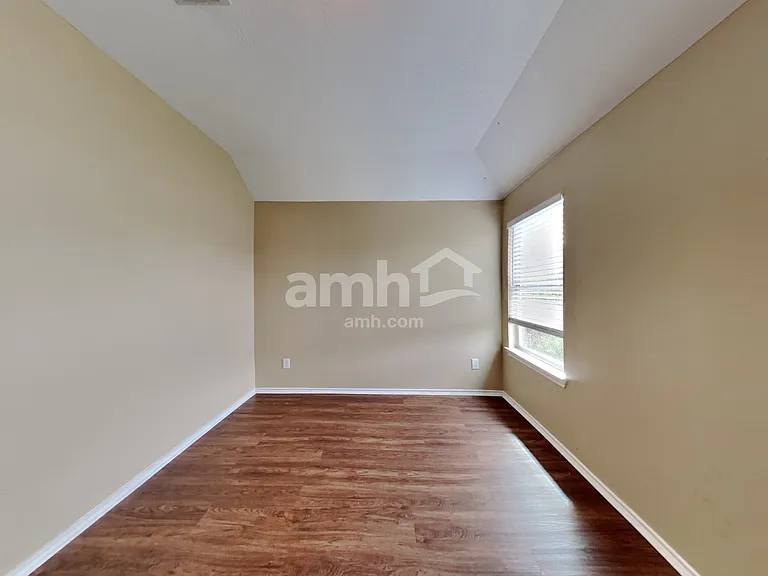 26004 Castle Meadow Ln — Photo 23