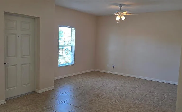 26172 Explorer Rd #4 — Photo 3