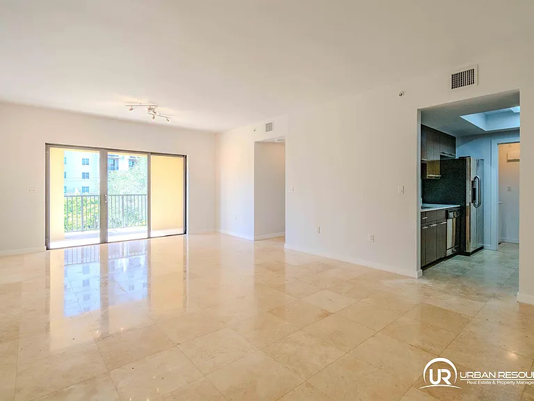 300 Majorca Ave #Penthouse 403 — Photo 11