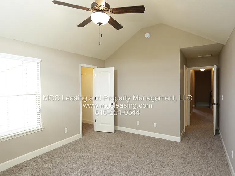 2216 SW Suncatcher Rd — Photo 10