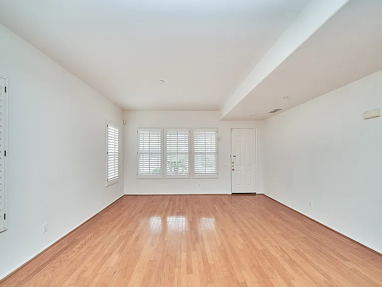 7455 Chanteclair Ct — Photo 9