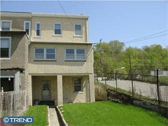 2nd image of 636 E Main St