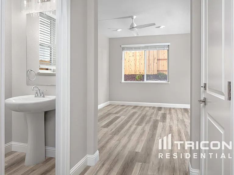 Tricon Sunridge — Photo 39