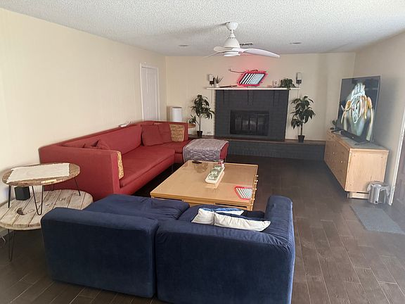 2nd image of 1008 Yucca Ave
