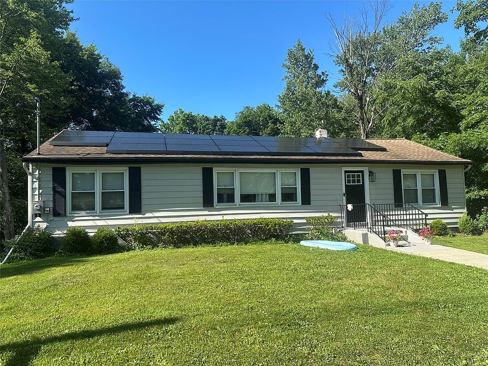 1st image of 28 Hillcrest Drive