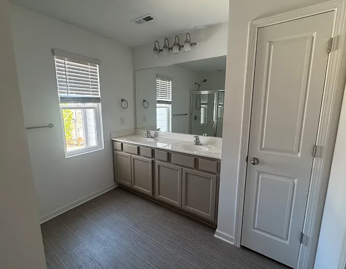 1484 Ben Park Way — Photo 7